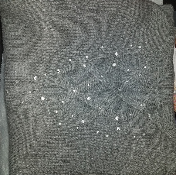 Like New Cache Silk Cashmere Sweater with Crystals - Picture 4 of 10